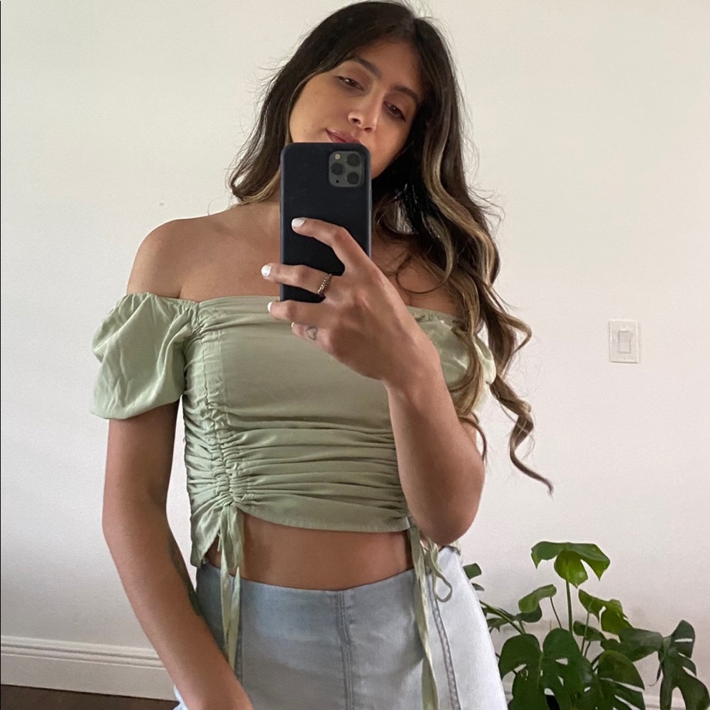 Meet your Posher, Veronica